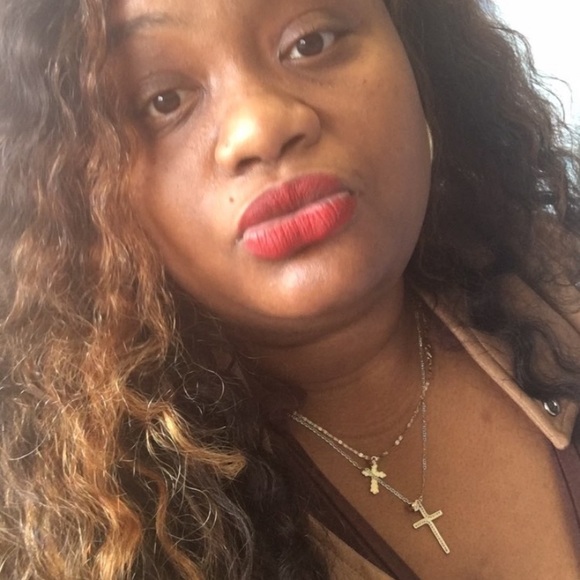 Meet your Posher, Markita - Picture 3 of 5